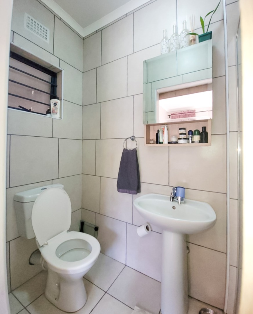 2 Bedroom Property for Sale in Van Der Hoff Park North West